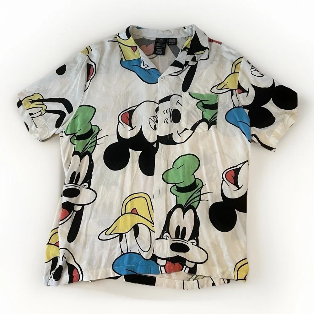 Disney Short Sleeve Shirt Mickey Mouse Mens XL All Over Print Rayon Button Down - Picture 1 of 6